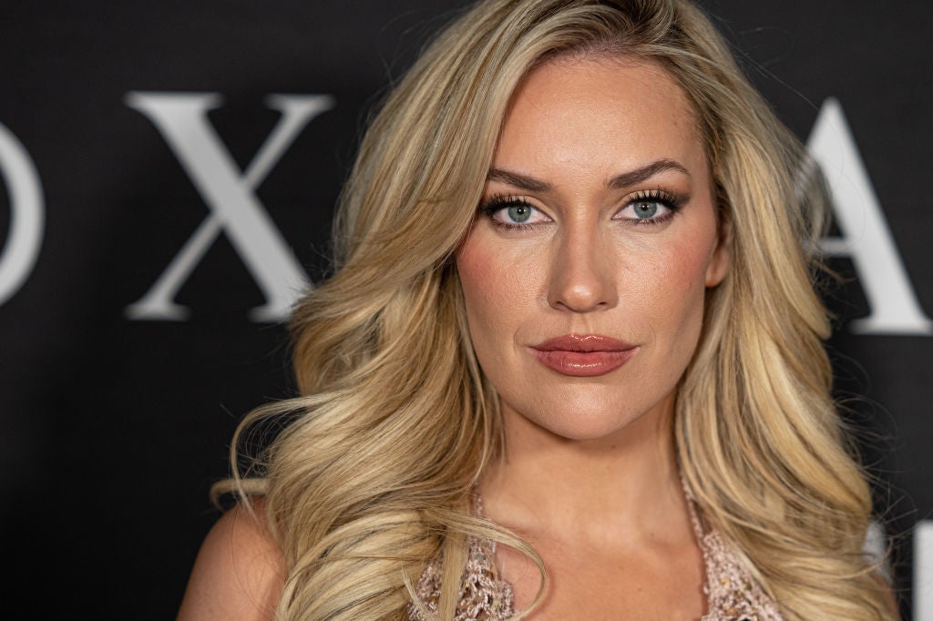 Golf Hottie Paige Spiranac Poses Nude In Tub Of Golf Balls