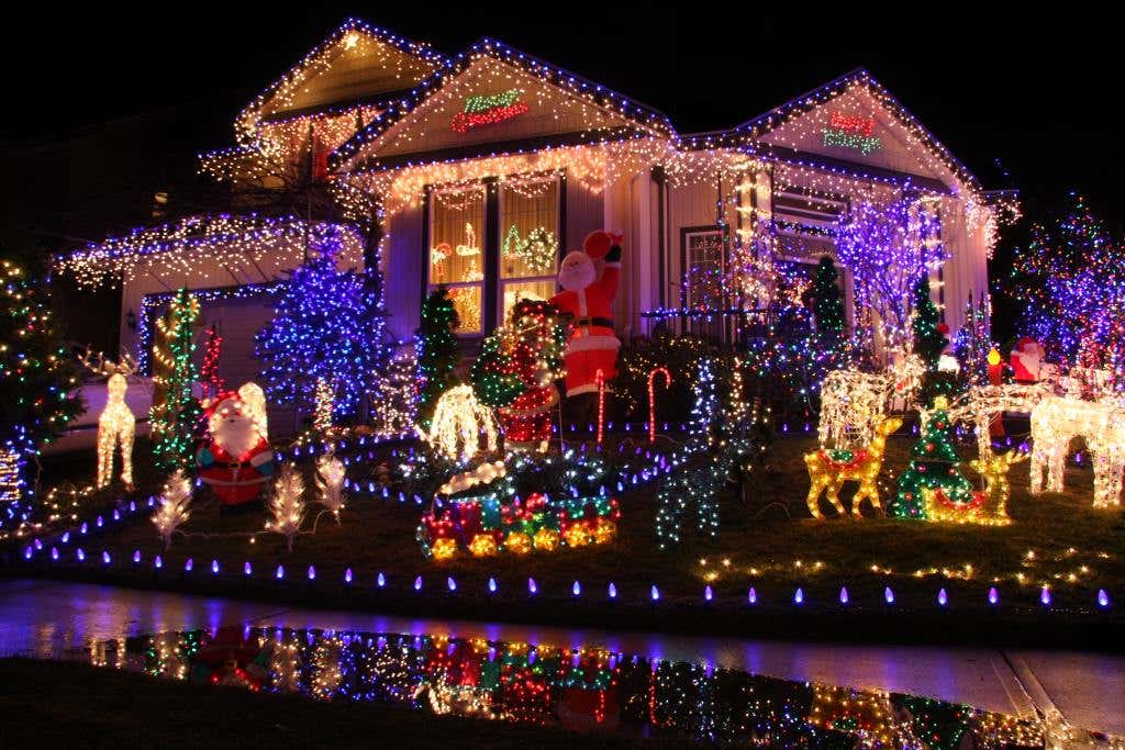 Christmas Light Displays