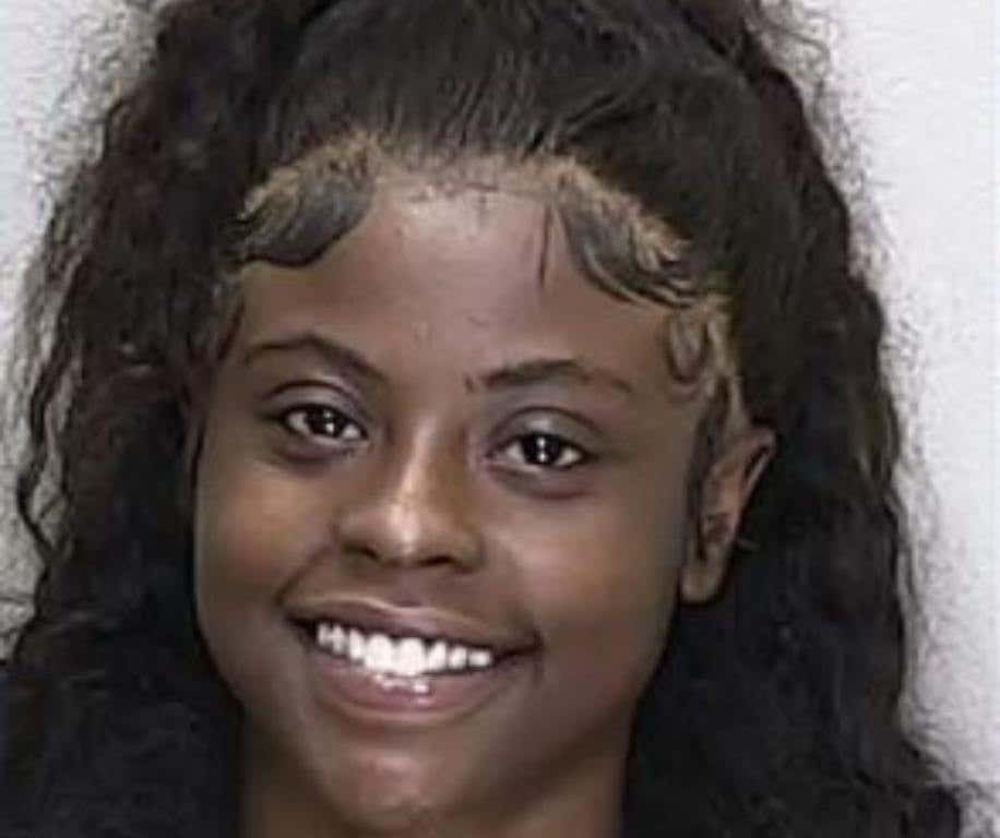 A Florida woman, De'Asia Cobb, was arrested for hurling a sausage and a Coke can at a gas station cashier during a heated argument.