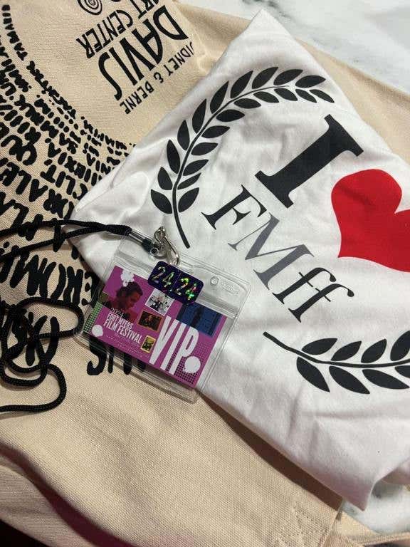 T shirt redaing I love FMFF and VIP entrance badge