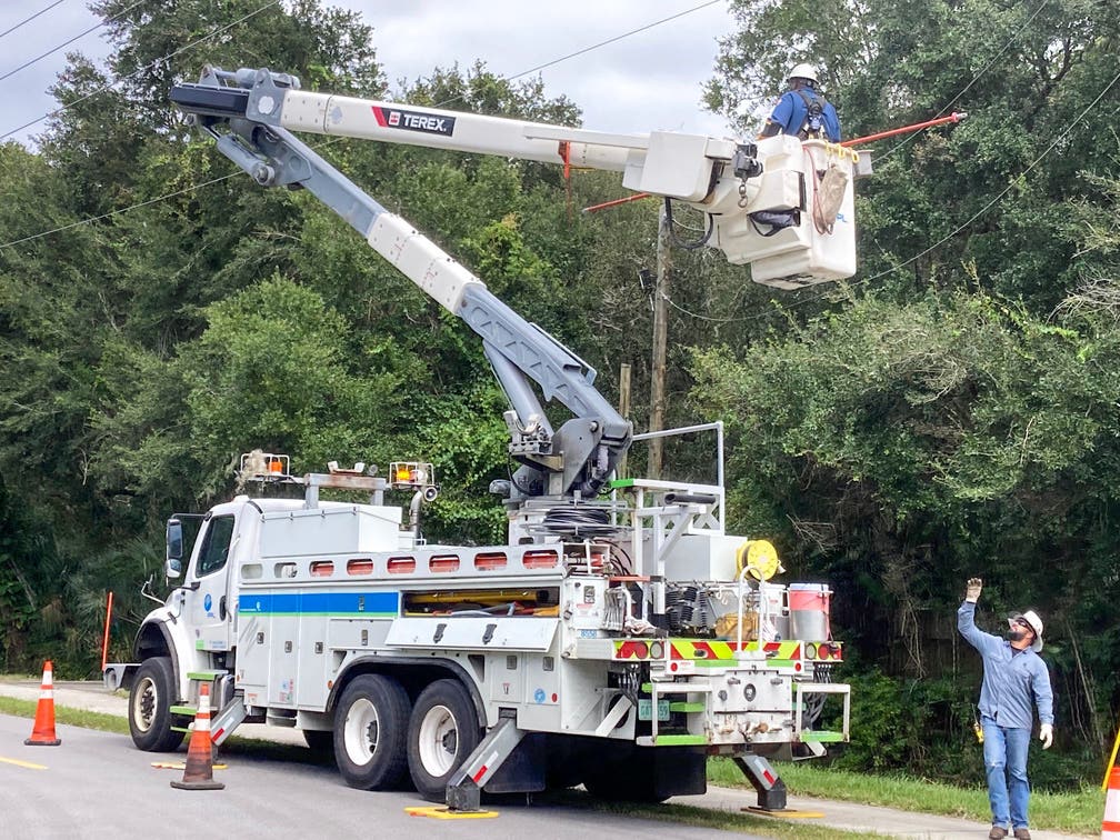 FPL dealing with power surges