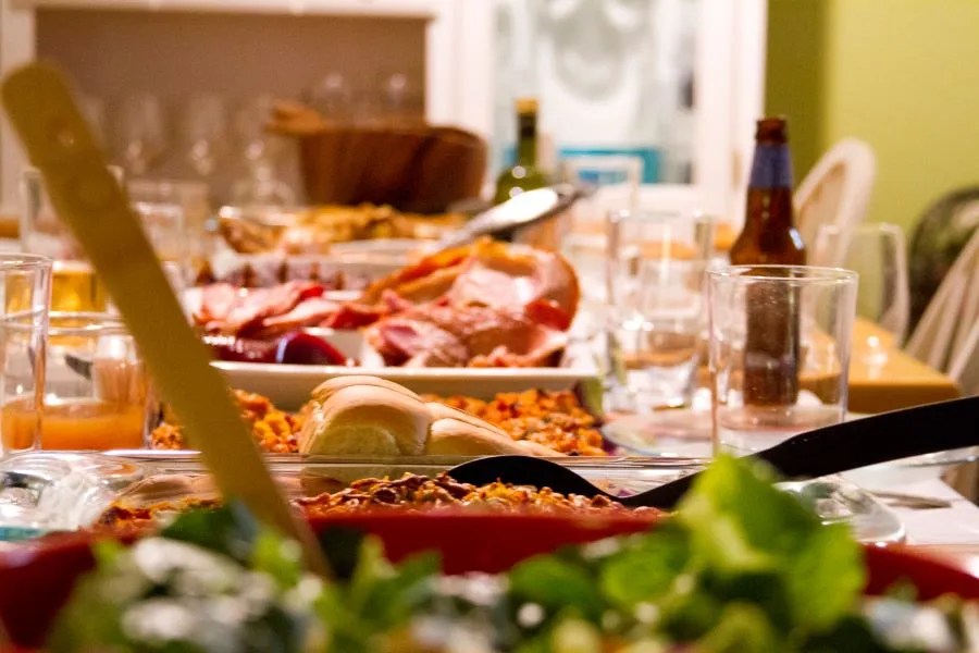 table full of food to eat after the Turkey Trots In Southwest Florida