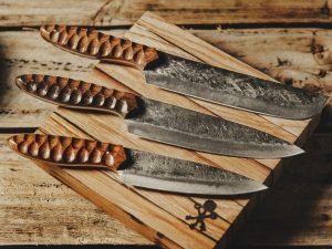 carbon and steel knife set